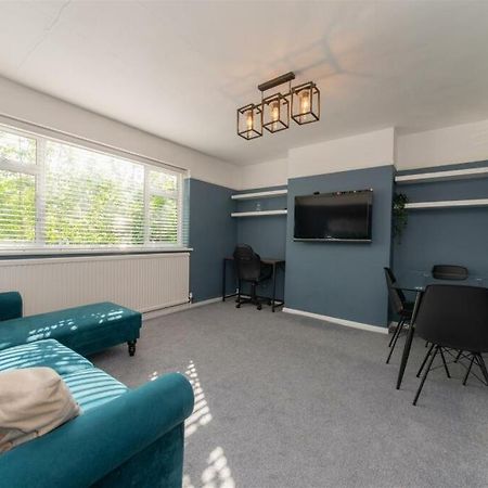 헨던 Vibrant & Stylish Mill Hill East Pad 아파트 외부 사진