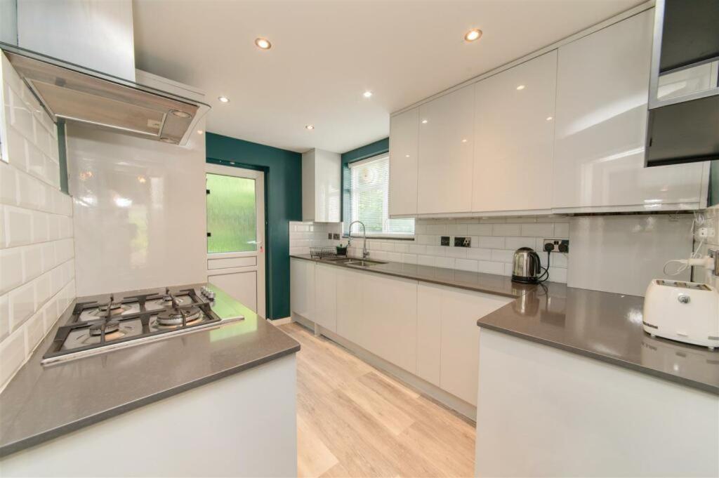 헨던 Vibrant & Stylish Mill Hill East Pad 아파트 외부 사진